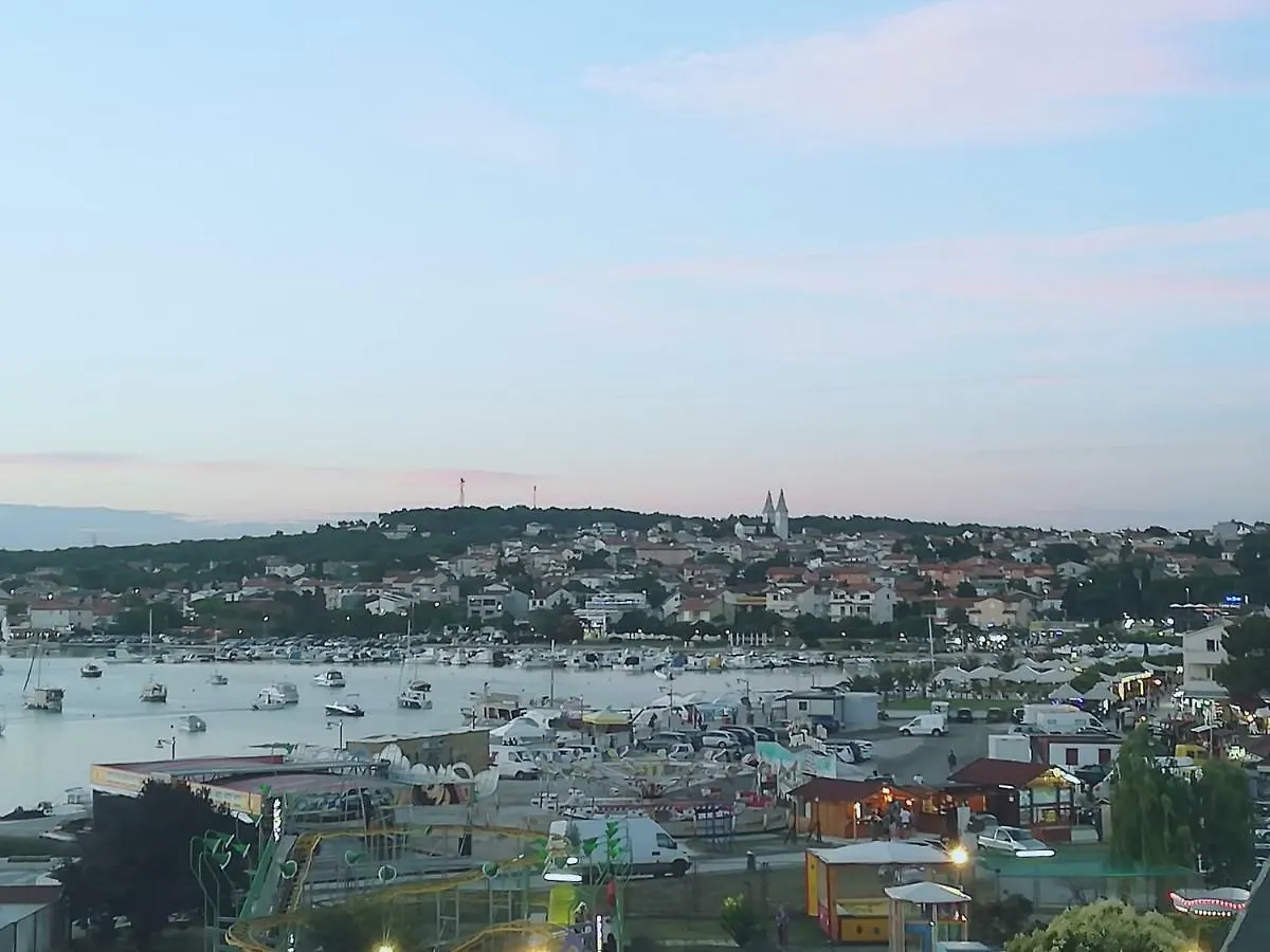 Apartman Jancic ميدولين شقة